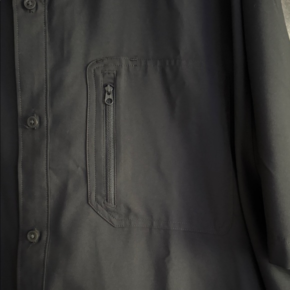 Under Armor Black Men's Shirt - Picture 3 of 4